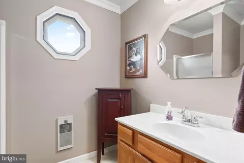 Bath - 32024 Stone Ln, Dagsboro, DE 19939 photo 3 of 4
