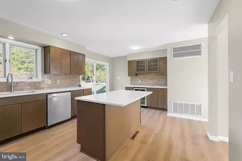 Kitchen - 15250 Hudson Rd, Milton, DE 19968 photo 4 of 4