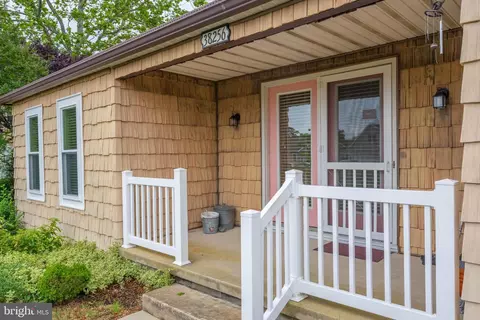 Exterior - 38256 Waterway Dr, Ocean View, DE 19970 photo 9 of 14