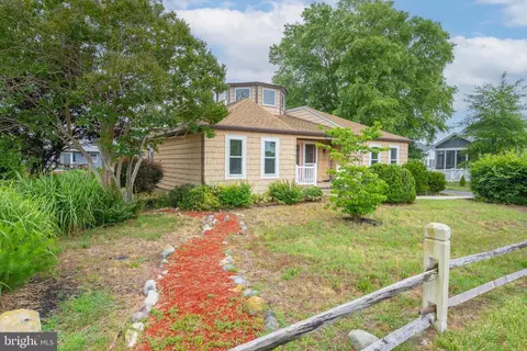 Exterior - 38256 Waterway Dr, Ocean View, DE 19970 photo 7 of 14