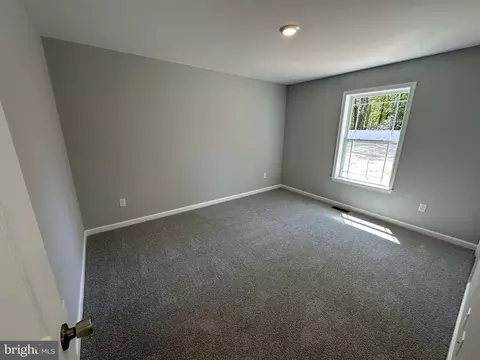 Bedroom - 19157 E Meadowview Dr, Milton, DE 19968 photo 3 of 3