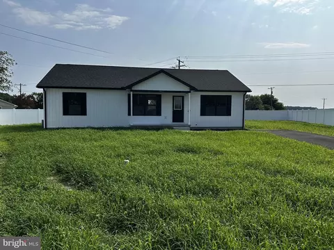 Exterior - 19157 E Meadowview Dr, Milton, DE 19968 photo 1 of 1