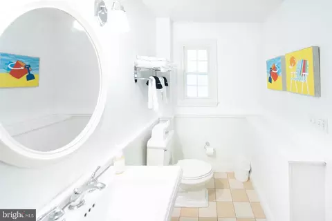 Bath - 34 6th St, Rehoboth Beach, DE 19971 photo 2 of 17