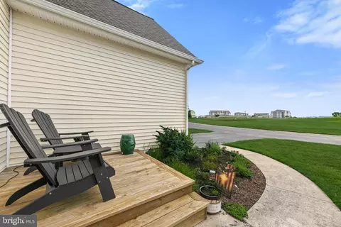 Exterior - 37114 Pinehurst Ct #91, Ocean View, DE 19970 photo 5 of 12