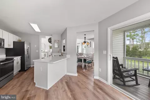Entry Way - 37114 Pinehurst Ct #91, Ocean View, DE 19970 photo 4 of 7
