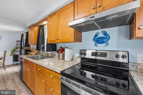 Kitchen - 36487 Lisa Ave, Ocean View, DE 19970 photo 2 of 3