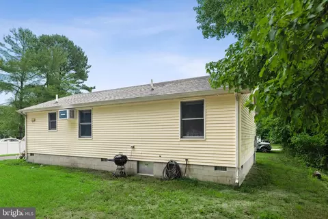 Exterior - 36487 Lisa Ave, Ocean View, DE 19970 photo 1 of 4