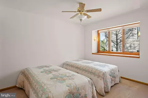 Bedroom - 400 Tamarack Dr, Bethany Beach, DE 19930 photo 4 of 6
