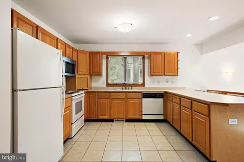 Kitchen - 400 Tamarack Dr, Bethany Beach, DE 19930 photo 2 of 3