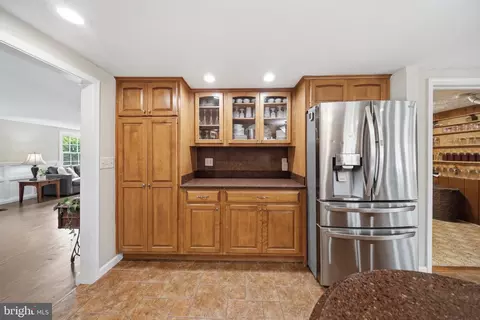 Kitchen - 104 Lansing Ave, Laurel, DE 19956 photo 7 of 9