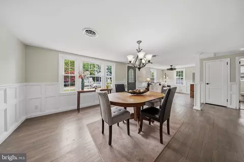 Dining - 104 Lansing Ave, Laurel, DE 19956 photo 1 of 2
