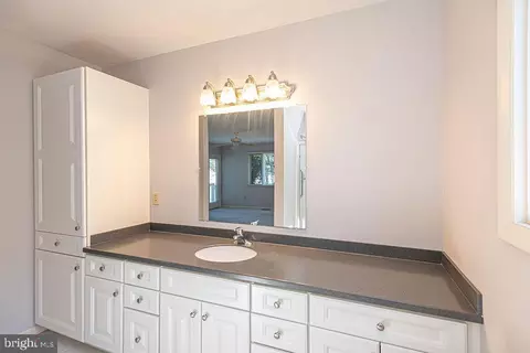 Bath - 426 Jackie Dr, Ocean View, DE 19970 photo 6 of 7