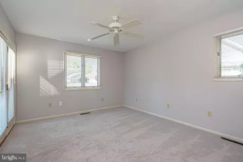 Bedroom - 426 Jackie Dr, Ocean View, DE 19970 photo 4 of 6