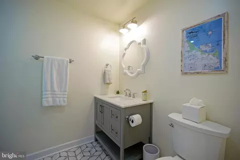 Bath - 1902 Cedar St, Lewes, DE 19958 photo 1 of 3