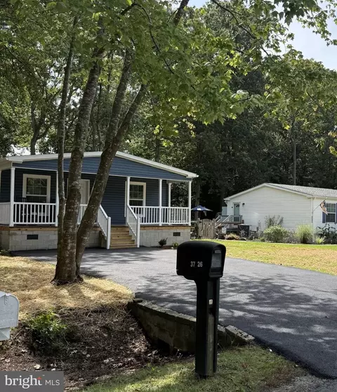 37526 Mahogany St, Ocean View, DE 19970 photo 2