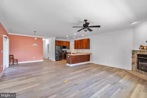 Living - 4 Frankenberry Dr #138, Georgetown, DE 19947 photo 1 of 5
