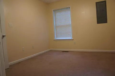 Bedroom - 8981 Sharptown Rd, Laurel, DE 19956 photo 5 of 6