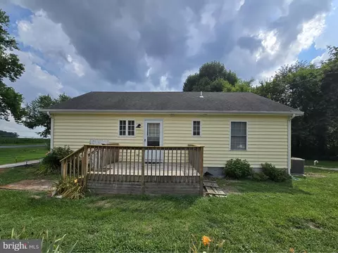 Exterior - 8981 Sharptown Rd, Laurel, DE 19956 photo 3 of 3