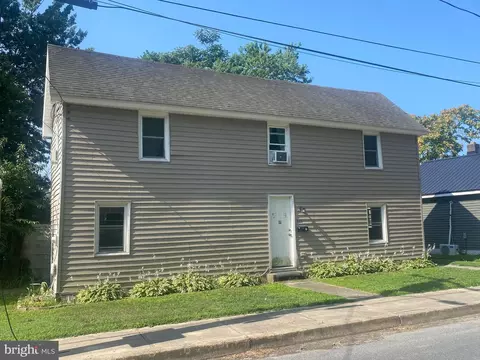 512 W 7th St, Laurel, DE 19956 photo 5