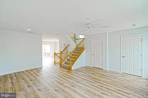 Living - 543 S Spinnaker Ln, Milton, DE 19968 photo 3 of 3