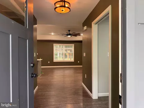 Entry Way - 6500 Pleasant Dr, Laurel, DE 19956 photo 1 of 7