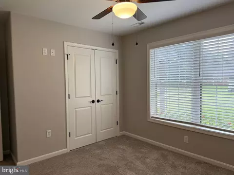 Bedroom - 6500 Pleasant Dr, Laurel, DE 19956 photo 4 of 4