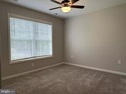 Bedroom - 6500 Pleasant Dr, Laurel, DE 19956 photo 3 of 4