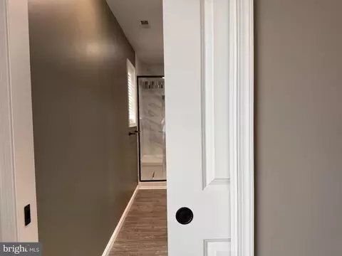Entry Way - 6500 Pleasant Dr, Laurel, DE 19956 photo 5 of 7