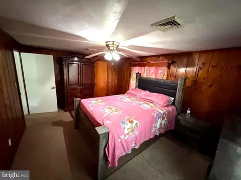 Bedroom - 17071 Wilson Hill Rd, Georgetown, DE 19947 photo 2 of 4