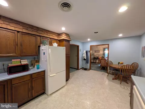 Kitchen - 9683 Tharp Rd, Seaford, DE 19973 photo 3 of 3