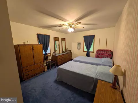 Bedroom - 9683 Tharp Rd, Seaford, DE 19973 photo 5 of 7