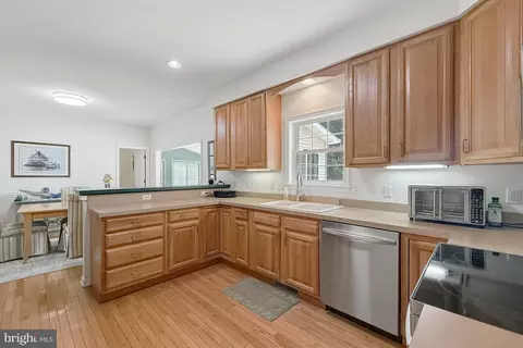 Kitchen - 18 Gander Ln, Lewes, DE 19958 photo 2 of 3