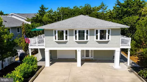 39 Dune Rd, Bethany Beach, DE 19930 photo 3