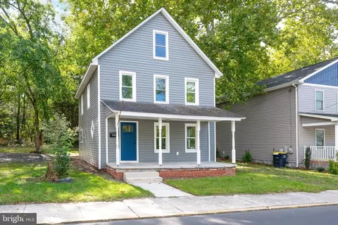 Exterior - 524 E 4th St, Laurel, DE 19956 photo 5 of 6