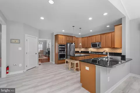 Kitchen - 30977 Scissorbill Rd, Ocean View, DE 19970 photo 3 of 5
