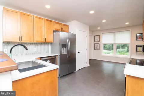 Kitchen - 10348 Memory Rd, Harrington, DE 19952 photo 1 of 5