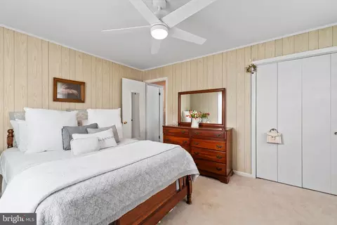 Bedroom - 112 West Ave, Ocean View, DE 19970 photo 6 of 10