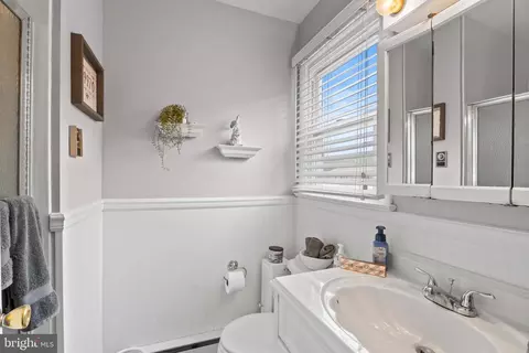 Bath - 112 West Ave, Ocean View, DE 19970 photo 1 of 2