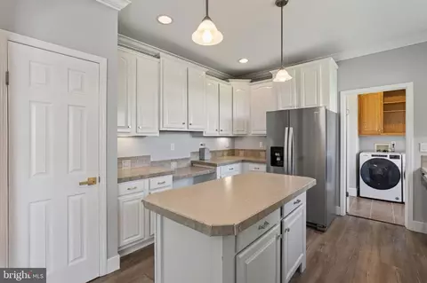 Kitchen - 20881 Johnson Rd, Lincoln, DE 19960 photo 2 of 2