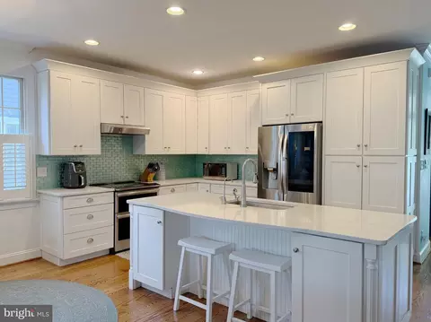 Kitchen - 25 Sycamore St, Ocean View, DE 19970 photo 1 of 3