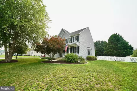 100 Beaufort Ln, Milford, DE 19963