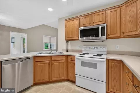 Kitchen - 12 Eagle Dr, Rehoboth Beach, DE 19971 photo 4 of 5