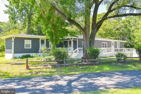 26754 Starboard Rd #E-547, Long Neck, DE 19966