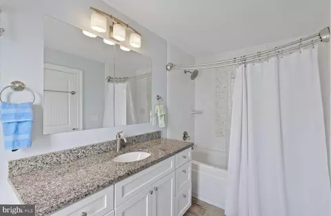 Bath - 10 Chicago St, Rehoboth Beach, DE 19971 photo 6 of 7