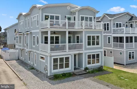 Exterior - 10 Chicago St, Rehoboth Beach, DE 19971 photo 1 of 10