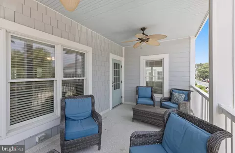 Exterior - 10 Chicago St, Rehoboth Beach, DE 19971 photo 5 of 10