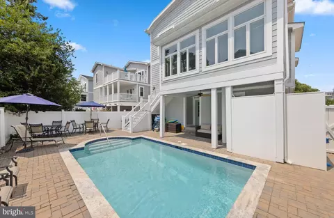 Exterior - 10 Chicago St, Rehoboth Beach, DE 19971 photo 2 of 10