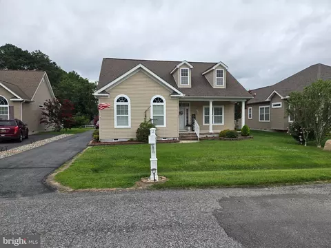 35 Little Birch Dr, Milford, DE 19963