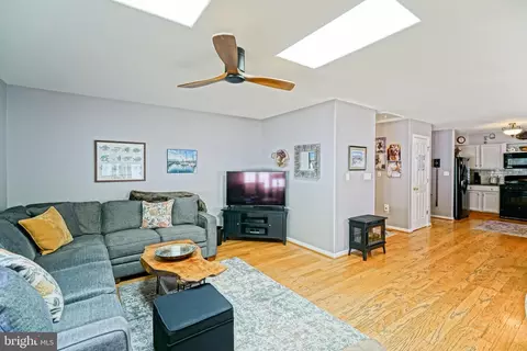 Living - 30860 Edgewater Dr, Lewes, DE 19958 photo 1 of 1