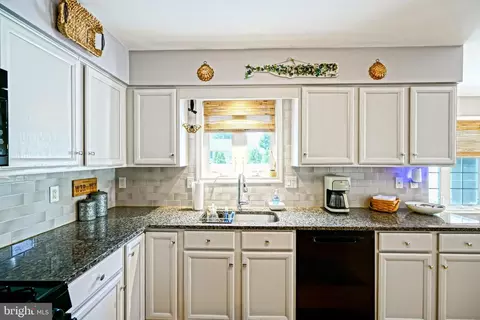 Kitchen - 30860 Edgewater Dr, Lewes, DE 19958 photo 5 of 5